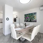 Opera By Interhome * Ražanac