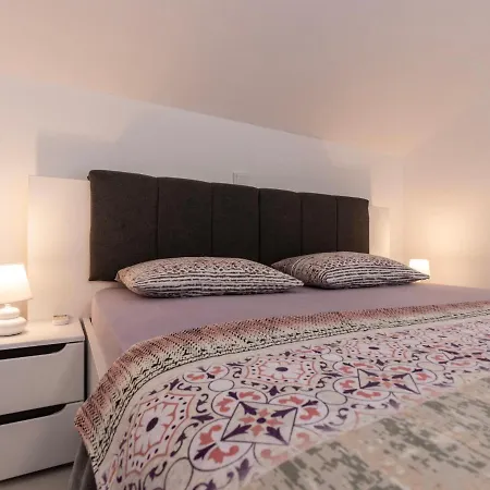 Vakantiehuis Opera By Interhome *