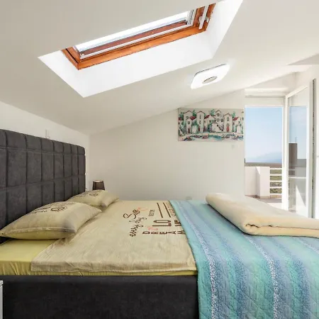 Opera By Interhome Casa de Férias