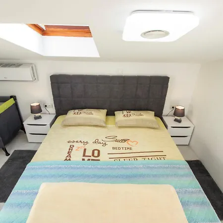 Opera By Interhome