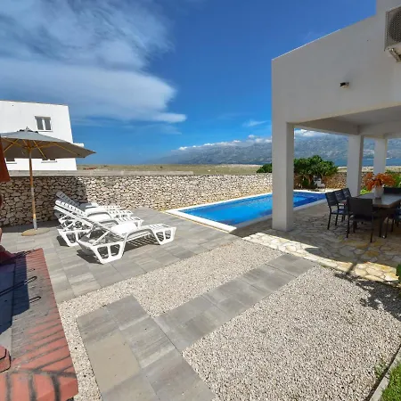 Tatil Evi Opera By Interhome *