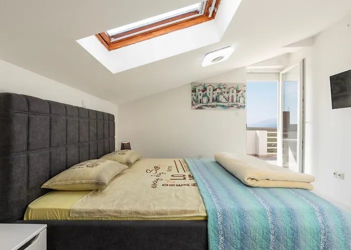 Opera By Interhome Tatil Evi