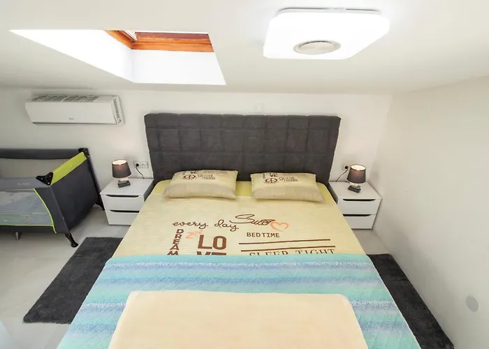 Opera By Interhome