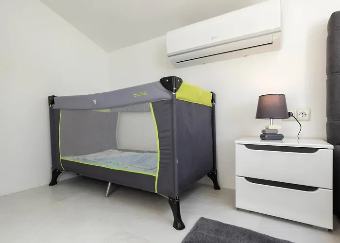 Opera By Interhome