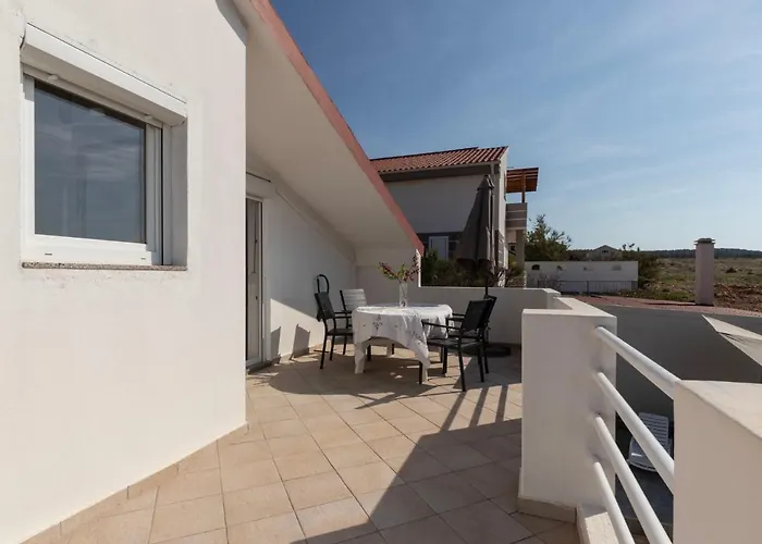 Opera By Interhome Сasa de vacaciones Ražanac