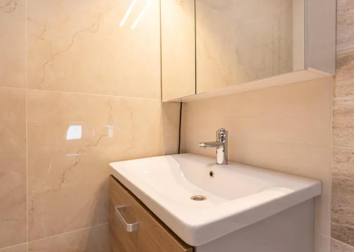 Opera By Interhome Tatil Evi *