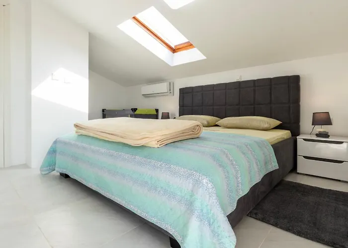 Tatil Evi Opera By Interhome Ražanac