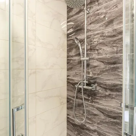 Opera By Interhome Tatil Evi *