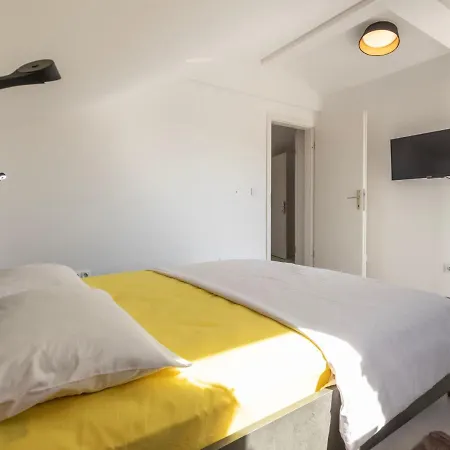 Opera By Interhome Tatil Evi Ražanac