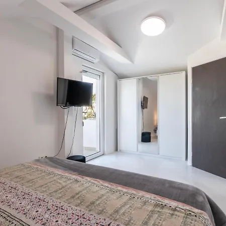 Opera By Interhome Ražanac