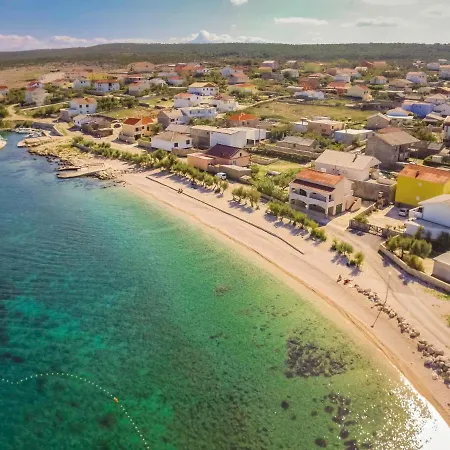 Tatil Evi Opera By Interhome Ražanac