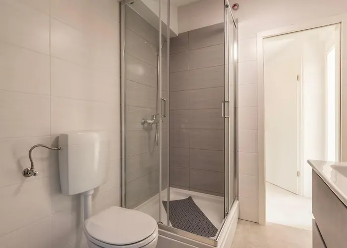 Opera By Interhome *